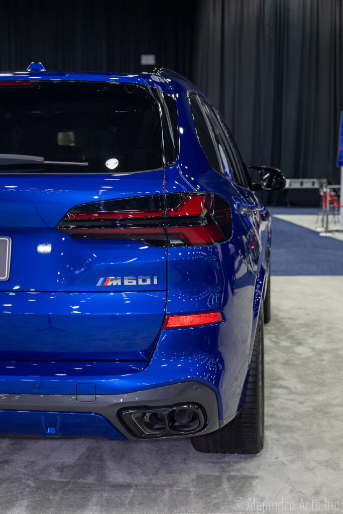 2024 BMW X5 M60i