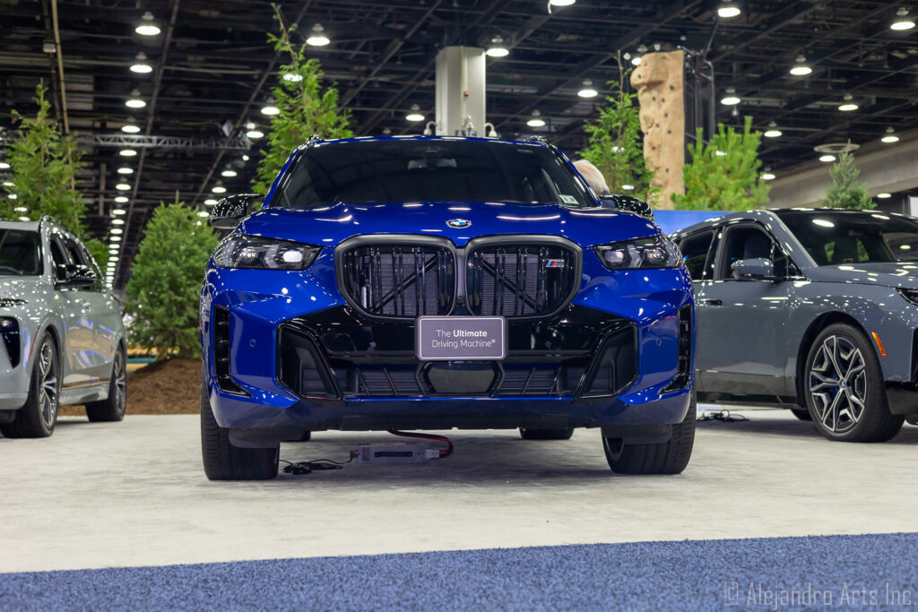 2024 BMW X5 M60i