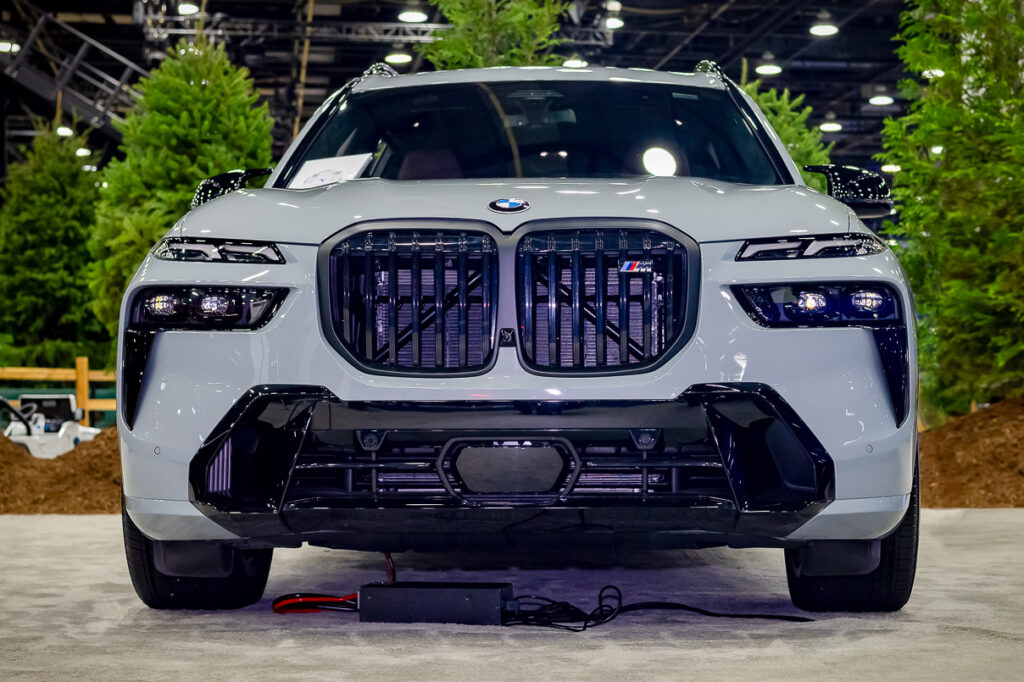 2024 BMW X7 M60i
