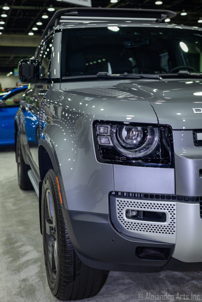 LAND ROVER DEFENDER