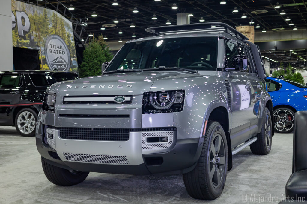 LAND ROVER DEFENDER