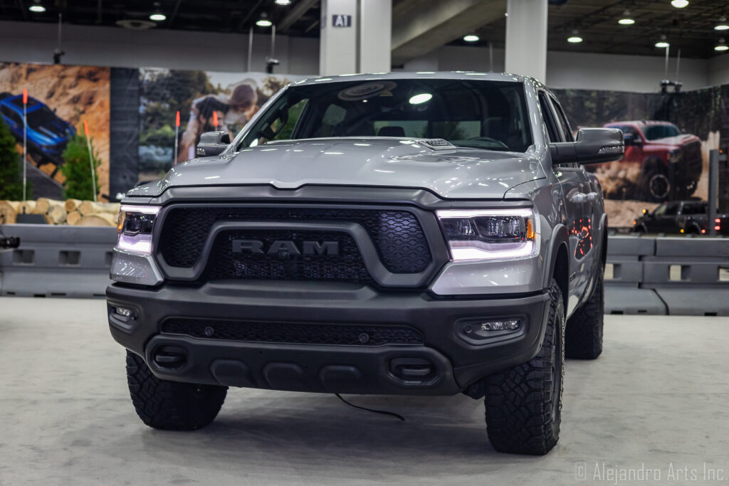 2023 RAM 1500 REBEL GT NIGTH EDITION