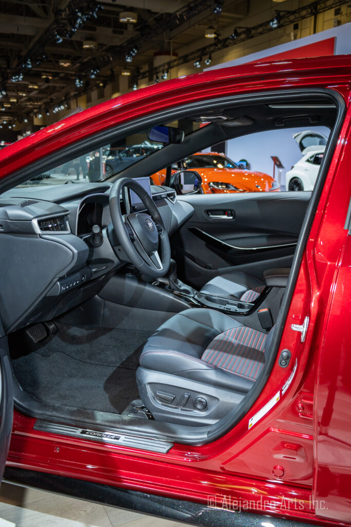 TOYOTA COROLLA HYBRID