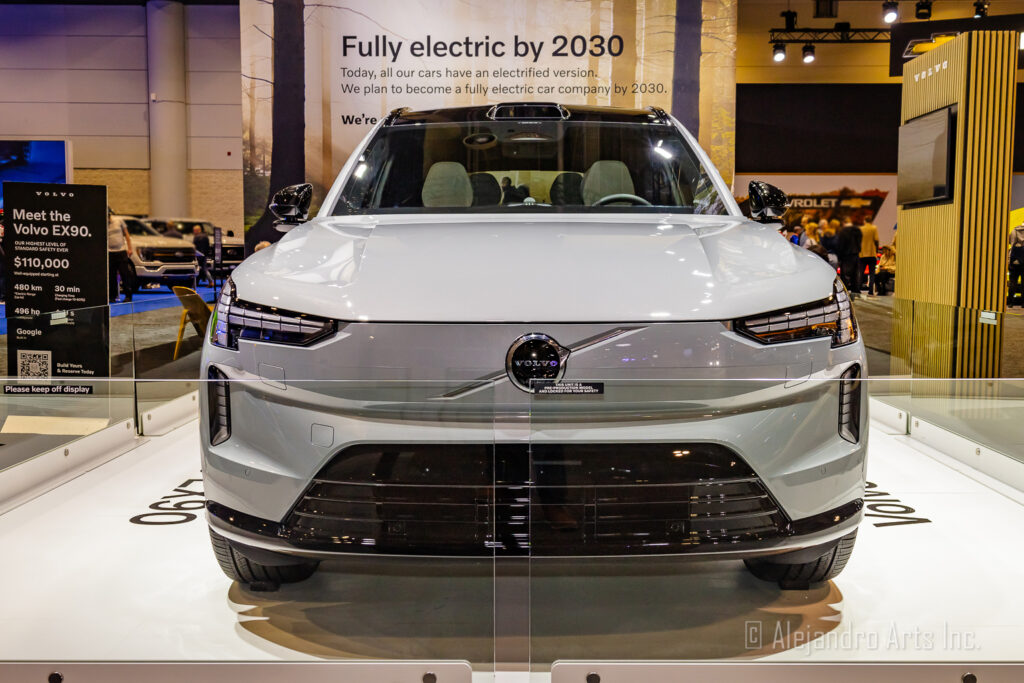 VOLVO EX90 RECHARGE