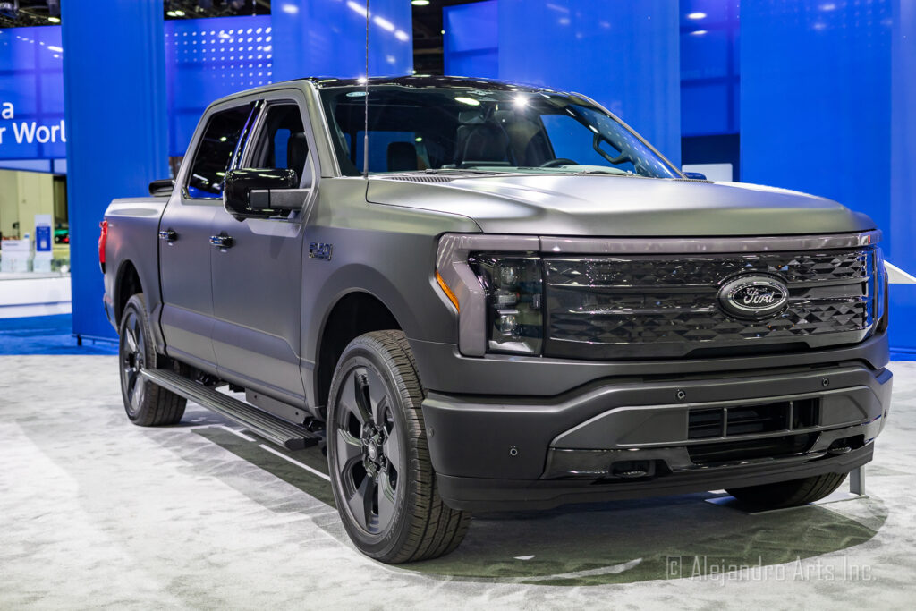 FORD F-150 LIGHTNING