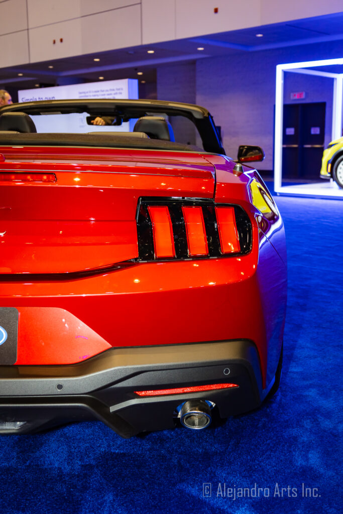 FORD MUSTANG ECOBOOST CONVERTIBLE