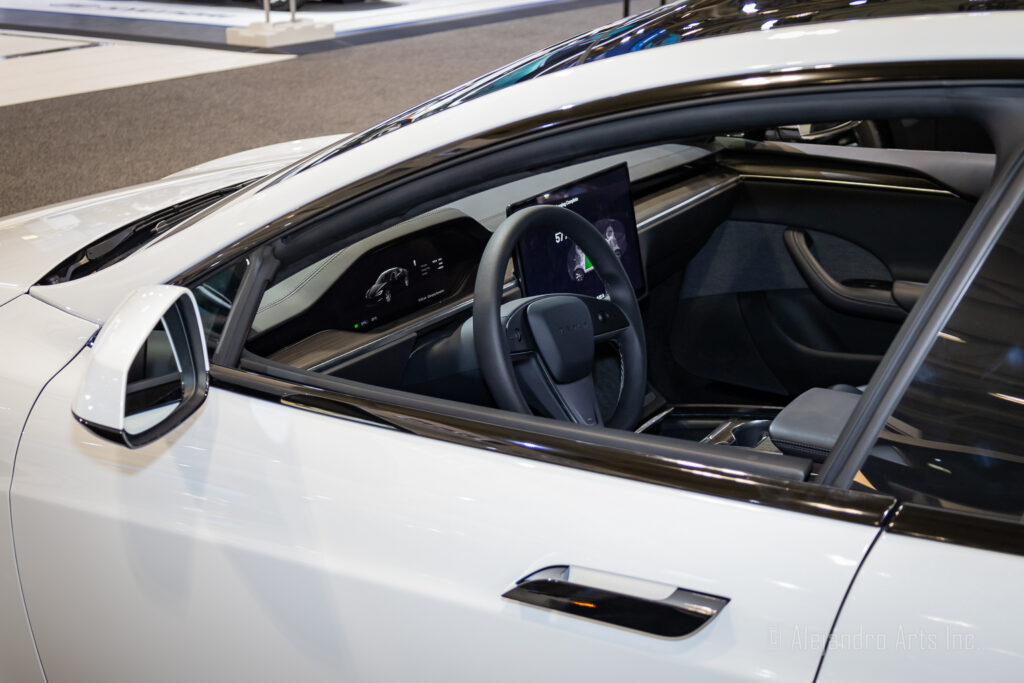 TESLA MODEL S