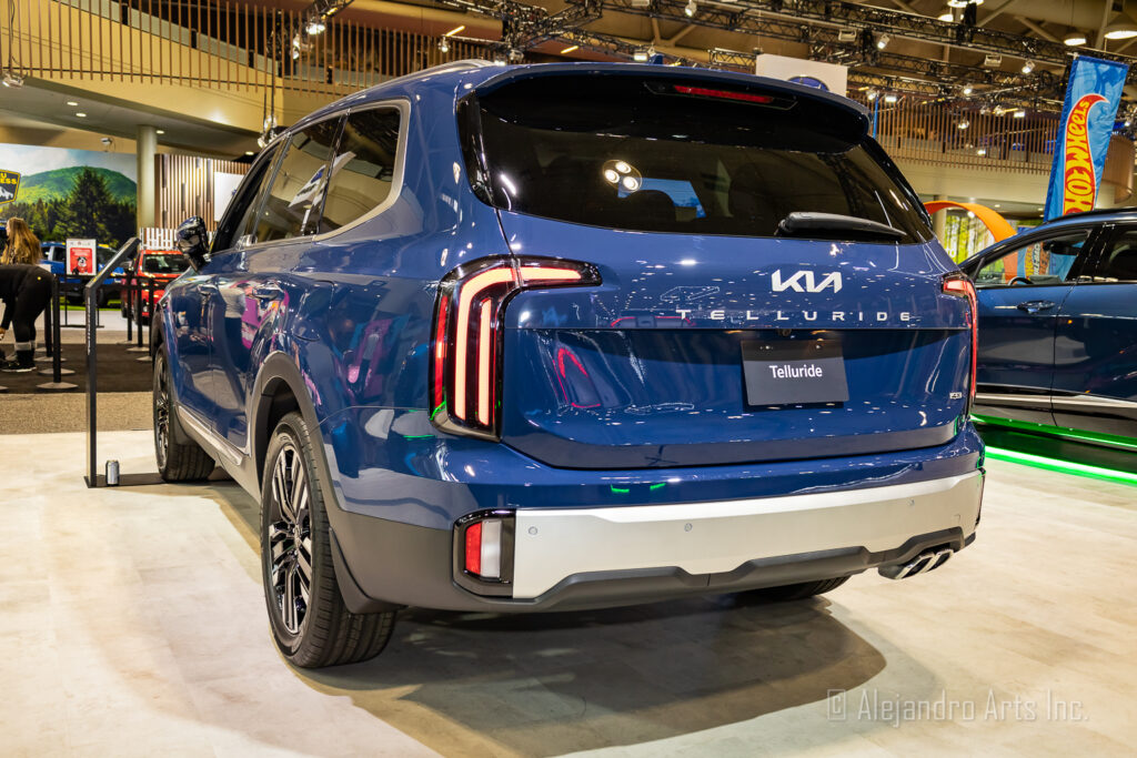 KIA TELLURIDE