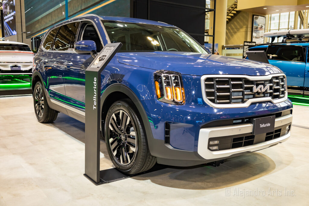 KIA TELLURIDE