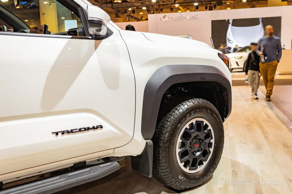 TOYOTA TACOMA