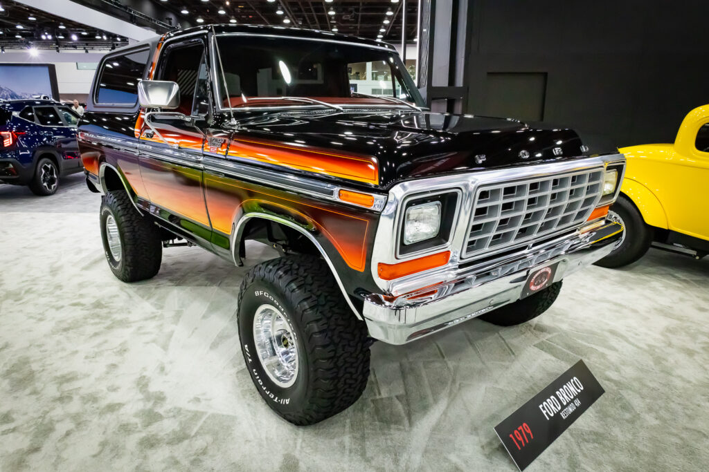 FORD BRONCO RESTOMOD