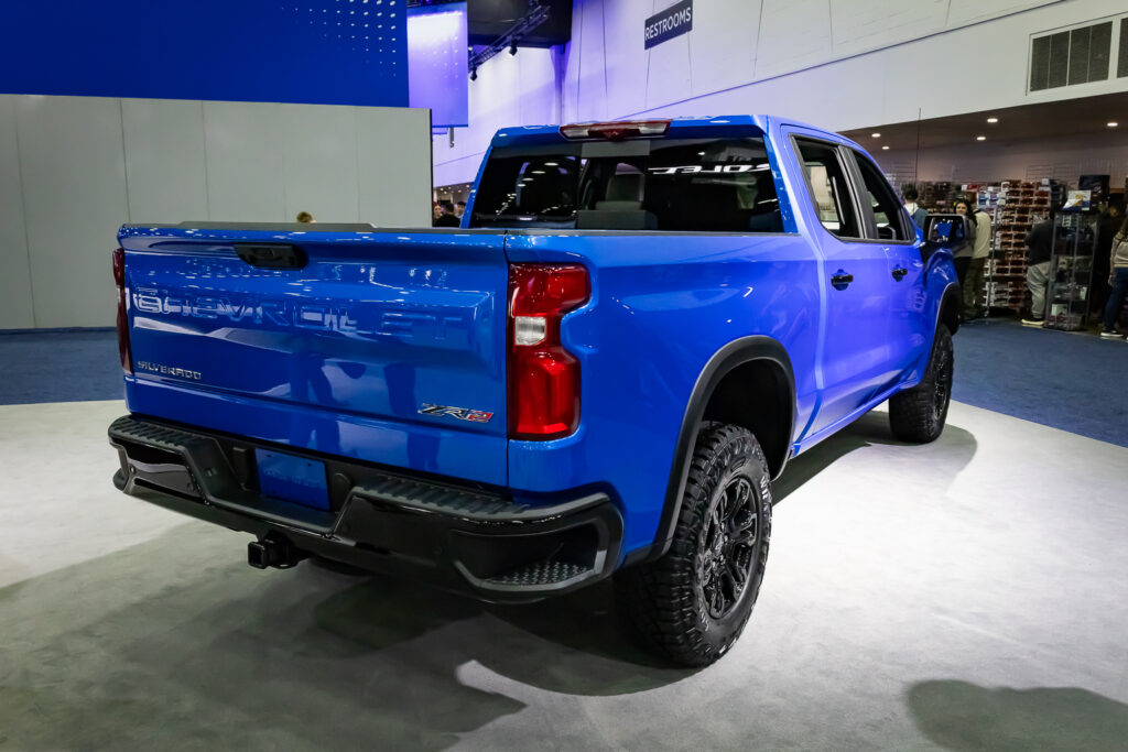 CHEVROLET SILVERADO ZR2