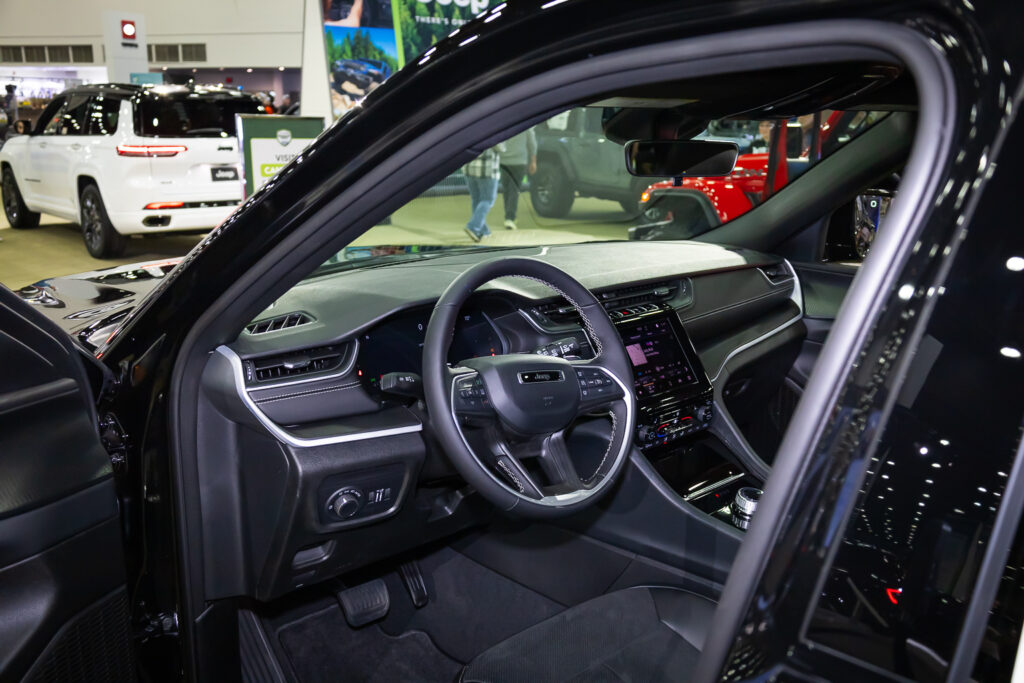 GRAND CHEROKEE LAREDO