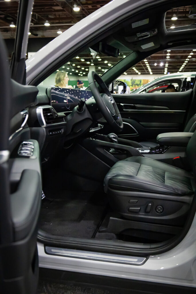 KIA TELLURIDE