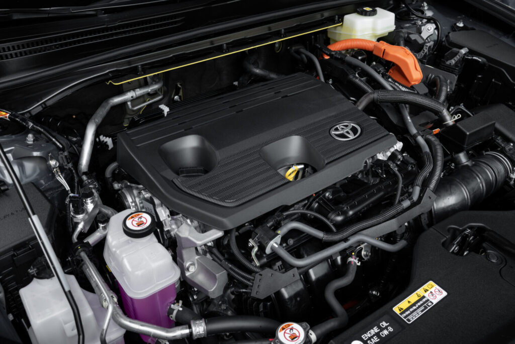 TOYOTA CROWN SIGNIA
