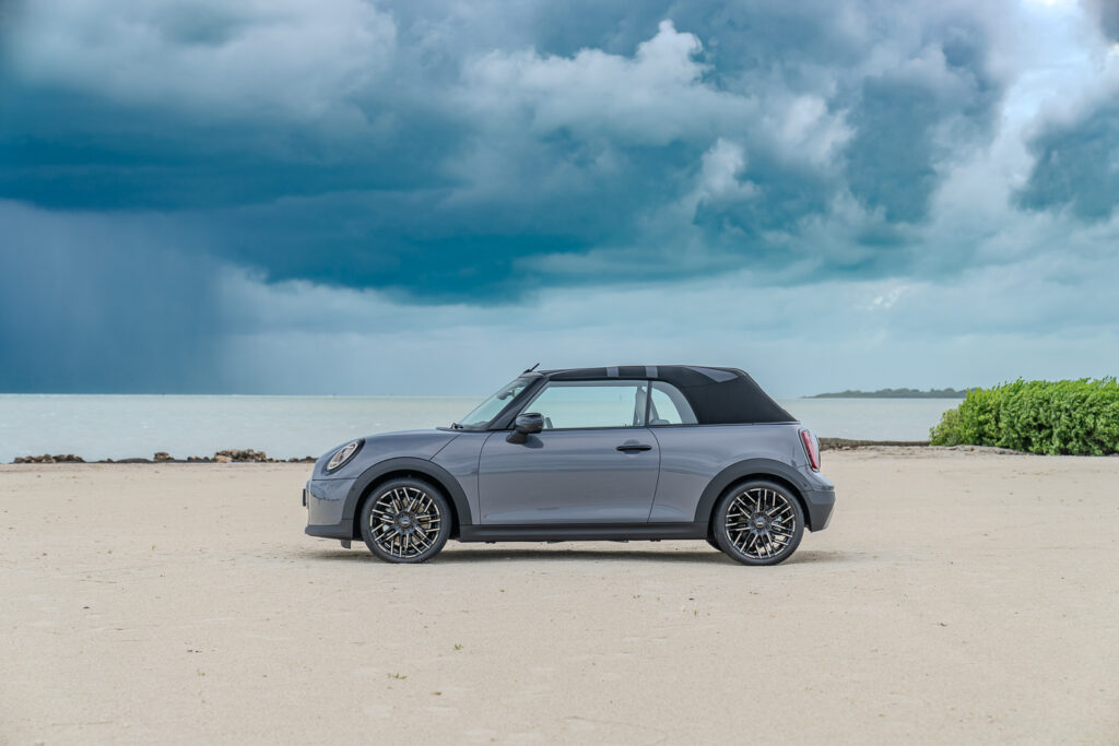 MINI COOPER CONVERTIBLE