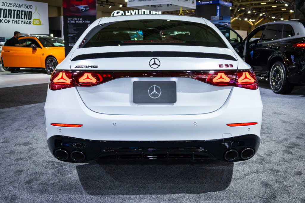 Mercedes-Benz AMG E 53 HYBRID SEDAN