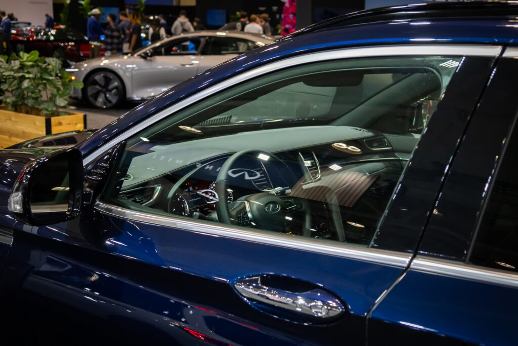 INFINITI QX 55