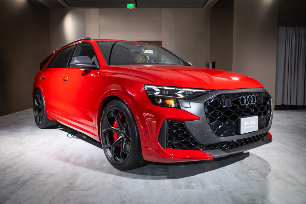 AUDI RS Q8